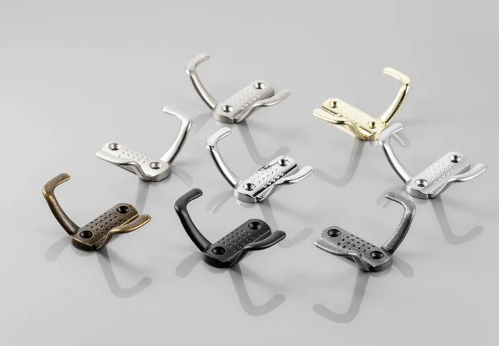 Mēbeļu pakaramais 2342, vidējais